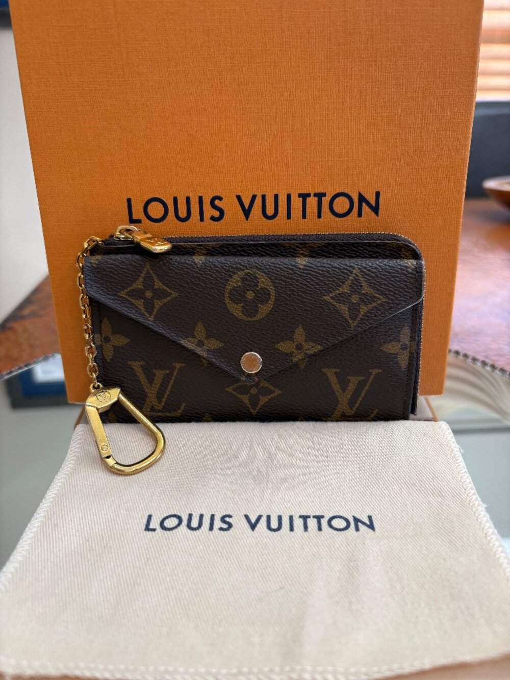 Louis Vuitton Full Size Recto Verso Card Holder Noir